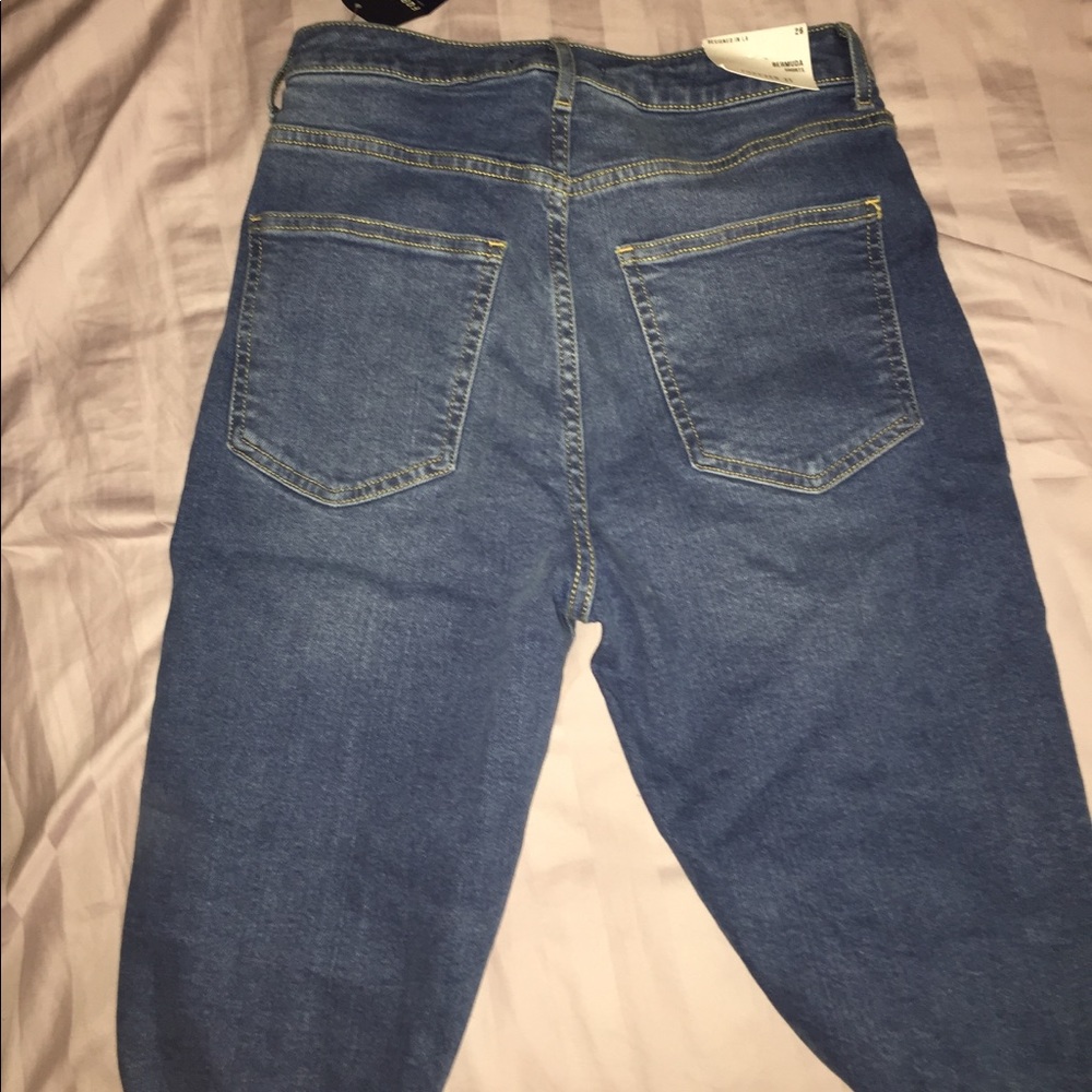 Hight Rise Bermuda Shorts - Picture 4 of 8